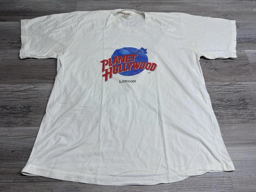 Vintage Planet Hollywood London England T-Shirt Size XL Faded White Graphic Tee