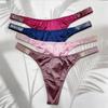 Slipjes – Strings en tanga's