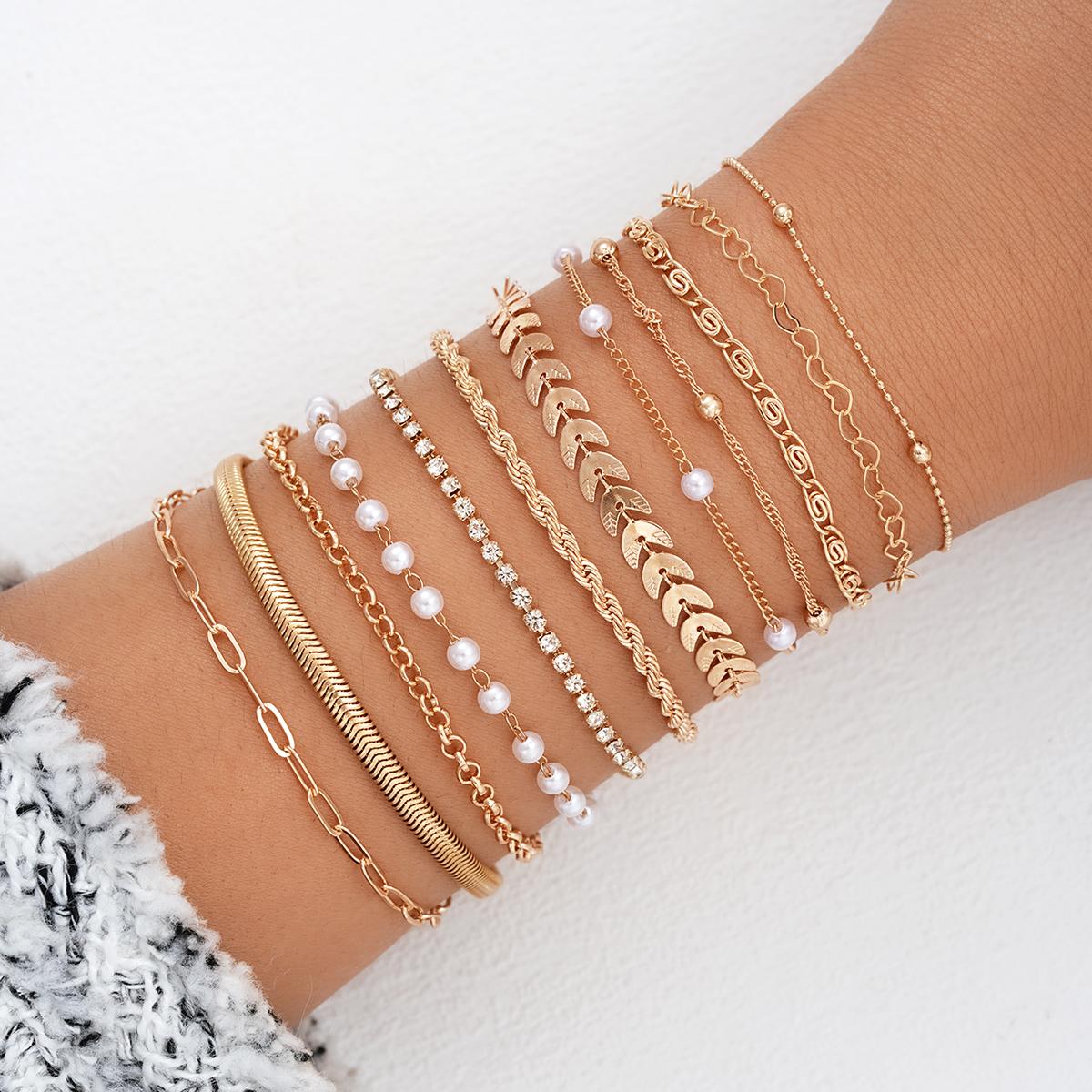 

12Pcs Vintage Elegant Gold Color Bracelet Sets Simple Copper Metal Zircon Pearl Chain Bracelet Everyday Party Jewelry Gifts 2026