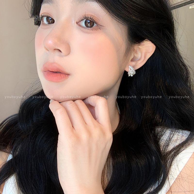 Style Pearl Earrings for Women Accessible Luxury Fancy Earring Ring/Stud Earring 2025 New Arrival without Piercing Mosquito Coil Ear Clip Earrings