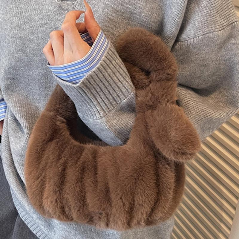 Cute Plush Small Bag 2025 Autumn New Trendy Fashion Trend Foreign Style Girl Handbag Temperament Casual Bag