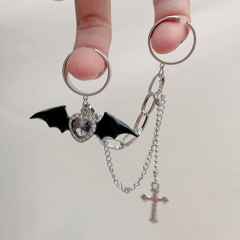 Y2K Little Devil Heart Wing Ring for Women Men Gothic Dark Cross Chain Pendant Love Crystal Opening Two Fingers Fashion Jewelry