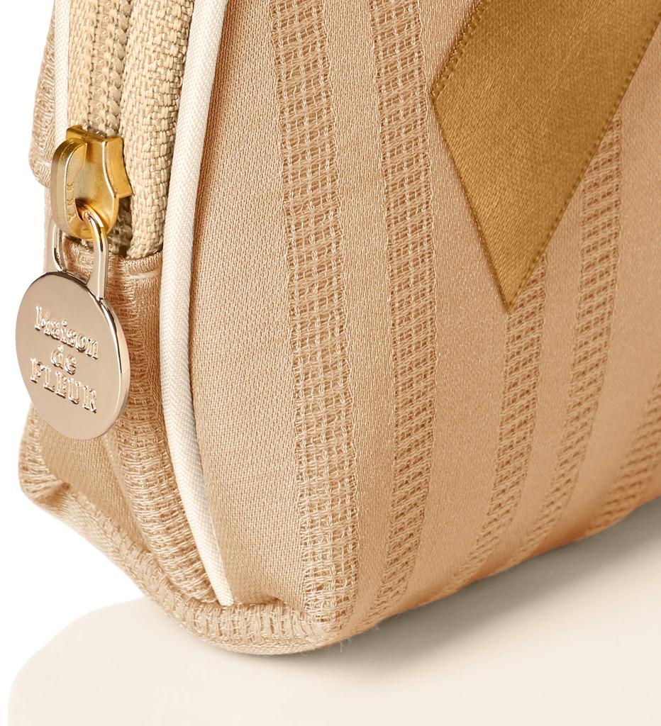 de Striped Watermark Button Tissue Case 8A94FTJ1300 Beige [Maison Fleur]