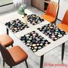 Conjunto de 4 Jogos Americanos Quadrados Fundo Preto Estampa de Círculos Coloridos Poliéster Fino 12x18 Polegadas para Jantar Moderno Decoração de Casa