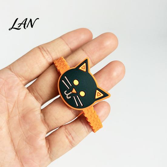 Cute Cartoon Wristbands 8 Pcs Halloween Bracelets, Adjustable Soft PVC Wrist Straps for Kids Adults, Flexible Pumpkin Witch Trick or Treat Toy