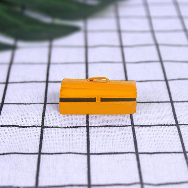1Set Dollhouse Miniature Toolbox (Tool Case+6 Tools) Simulation Handmade Tools Kits Miniature Figure House Scene Decor Playthings Accessories