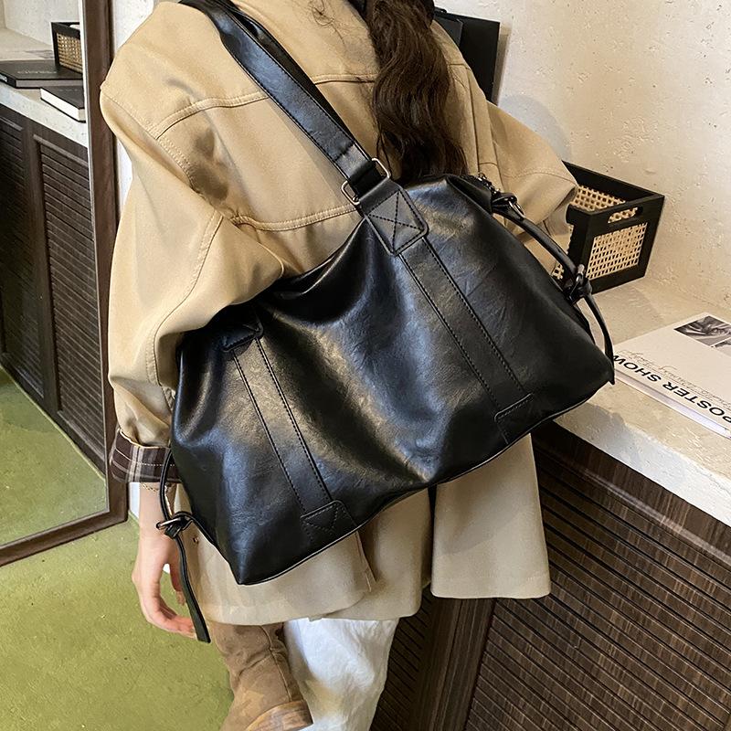 Premium Maillard Messenger Bag Women's Autumn and Winter 2025 Retro Casual Shoulder Bag Large Capacity Tote Bag