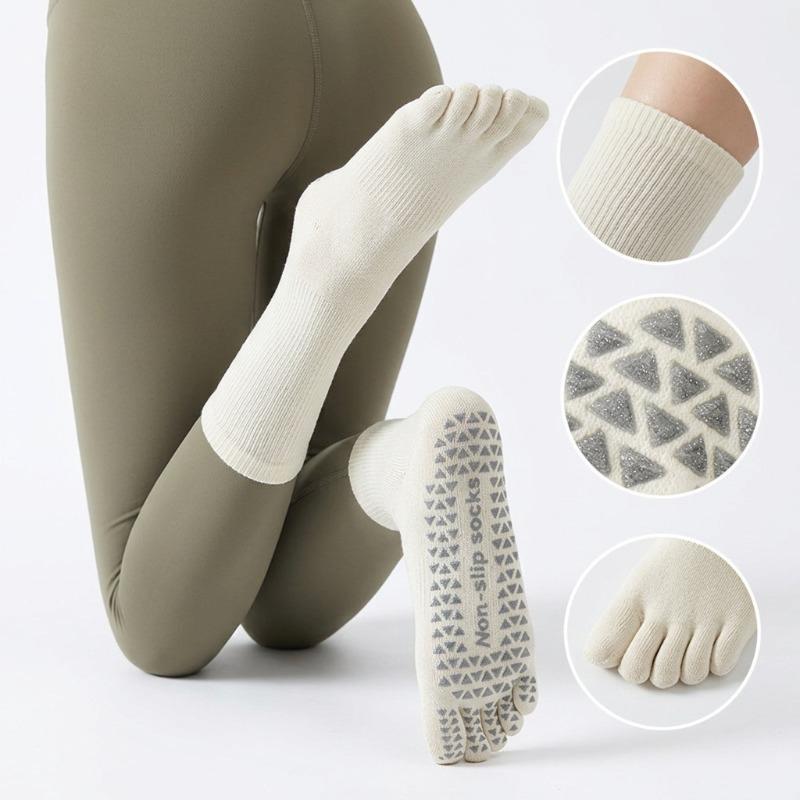 Spring and Summer Fitness Sports Socks Yoga Solid Color Simple Style Pilates Socks Glued Anti-Slip Five-Finger Socks