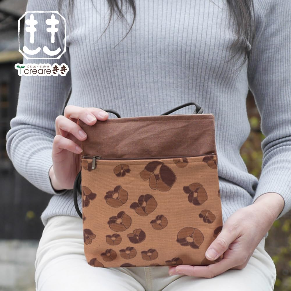 Creare Kiki Damen Crossbody Pochette, Leicht und Kompakt, Hergestellt in Japan, Mit Kaki-Gerbstoff gefärbt, Kimono-Stil, Leichte Mini-Umhängetasche