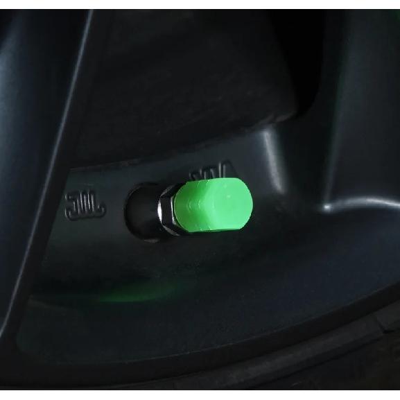 100Pcs Car Motorcycle Luminous Tire Valve Caps Glowing Valve Cover Car Tire Wheel Hub Styling Tool Auto Accessories 5 Colors