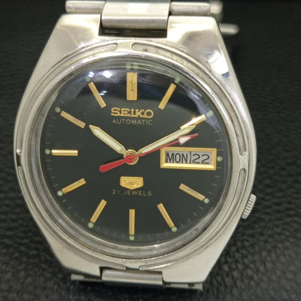 GENUINE VINTAGE SEIKO 5 AUTOMATIC 7019A JAPAN MENS BLACK DIAL WATCH a701916-5 R207-a701916