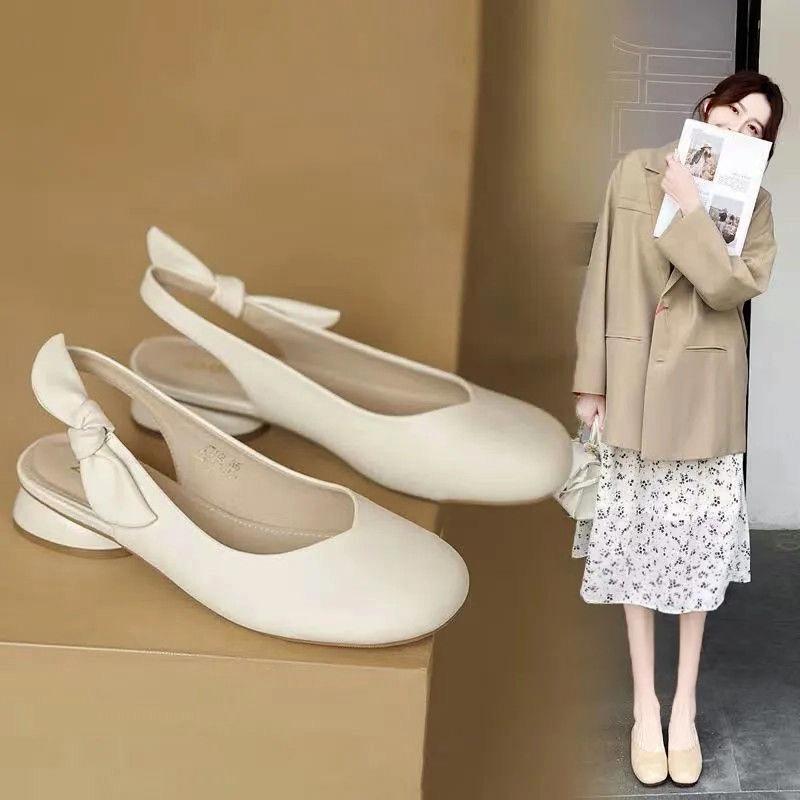 Mode Baotou Sandalen Damen Sommer 2025 Neuer Stil Grober Absatz Mary Jane Kleiner Duftender Wind Runde Spitze Niedriger Absatz Retro Einzelne Schuhe