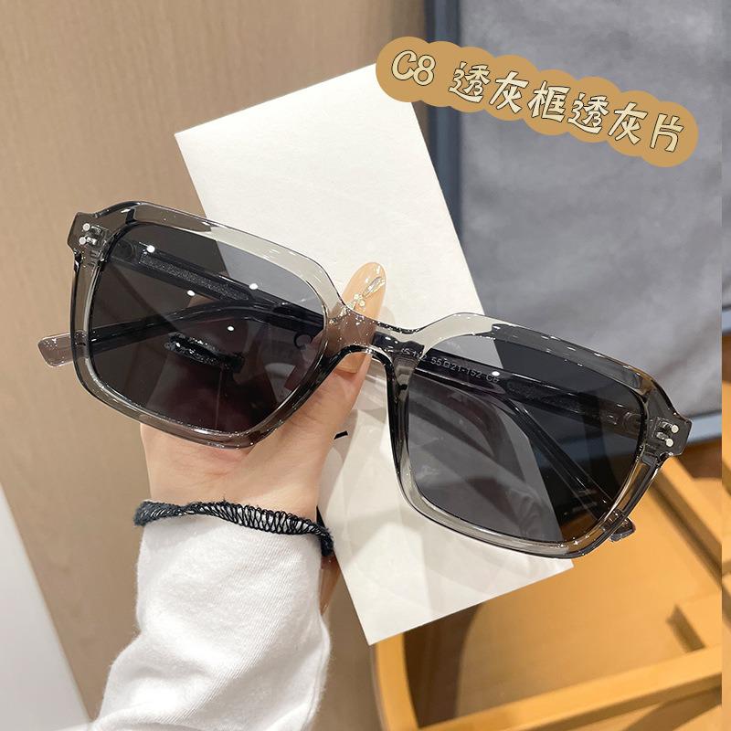 55112 New TR90 Polarized Women's Sunglasses: Japanese & Korean Style, Lightweight Small Square Frame