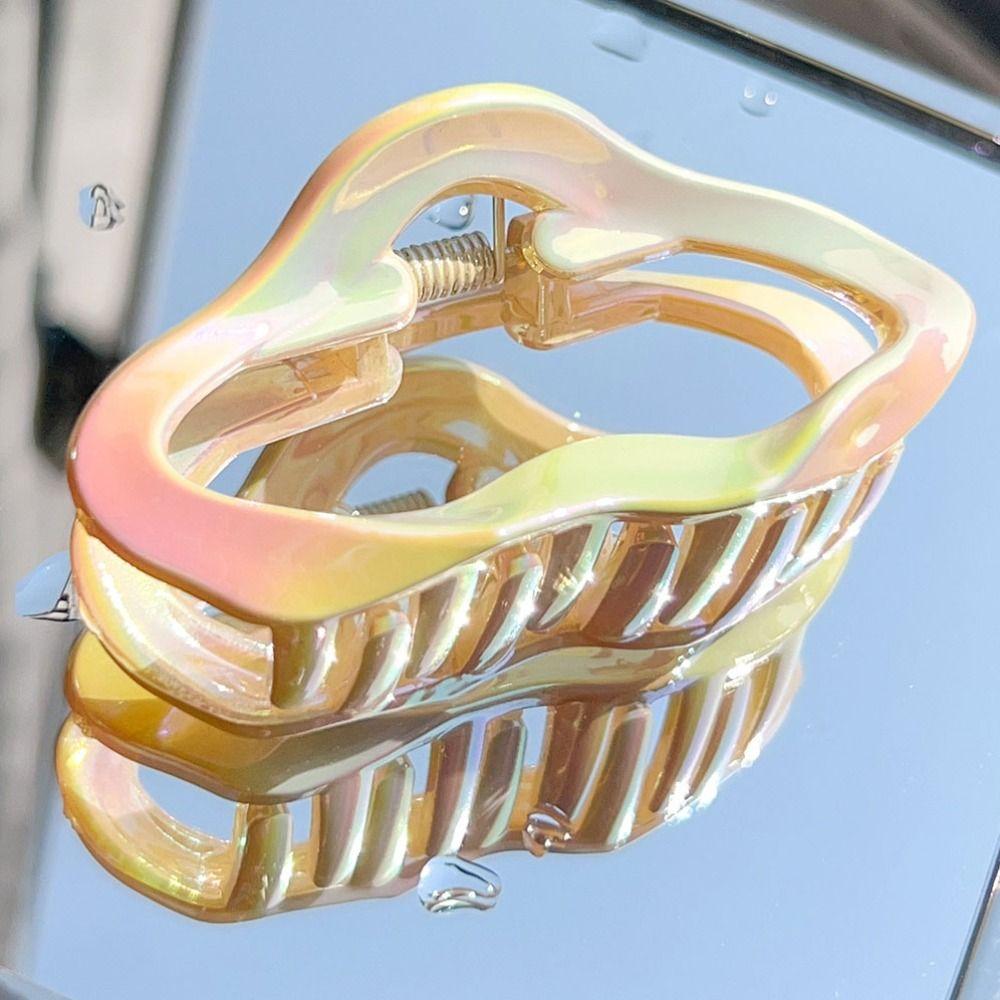 Elegant Cloud Shape Hair Claw Sweet Geometry Shark Clip Temperament Gradient Hair Claw  Daily