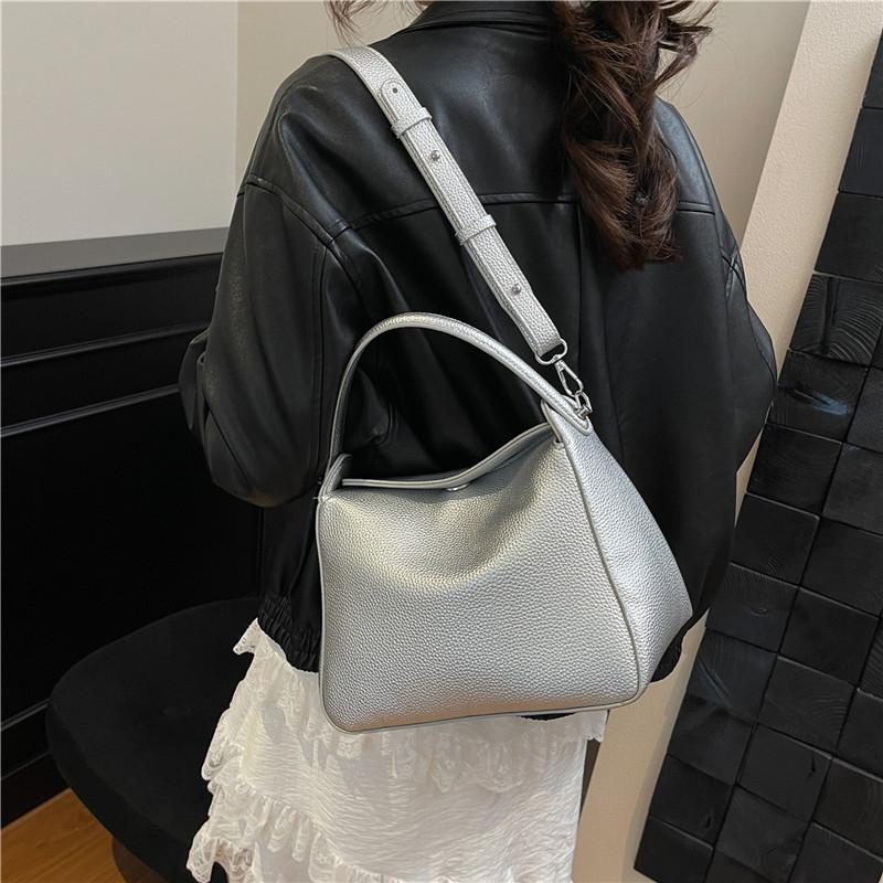 Silver Clutch Bag Fashion Handbag Large Capacity Bucket Crossbody Bag Women Simple Portable Tote Lady Adjustable Shoulder Bags