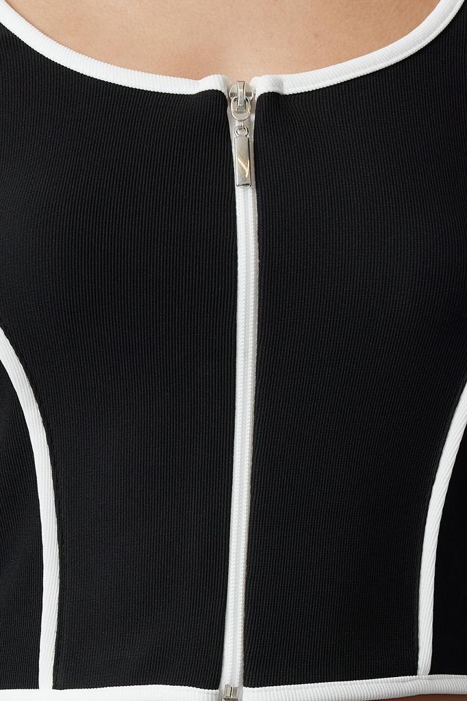 Women's Fashion White Contrast Piping Detailed Fitted Zipper Collar Stretchy Knitted Blouse