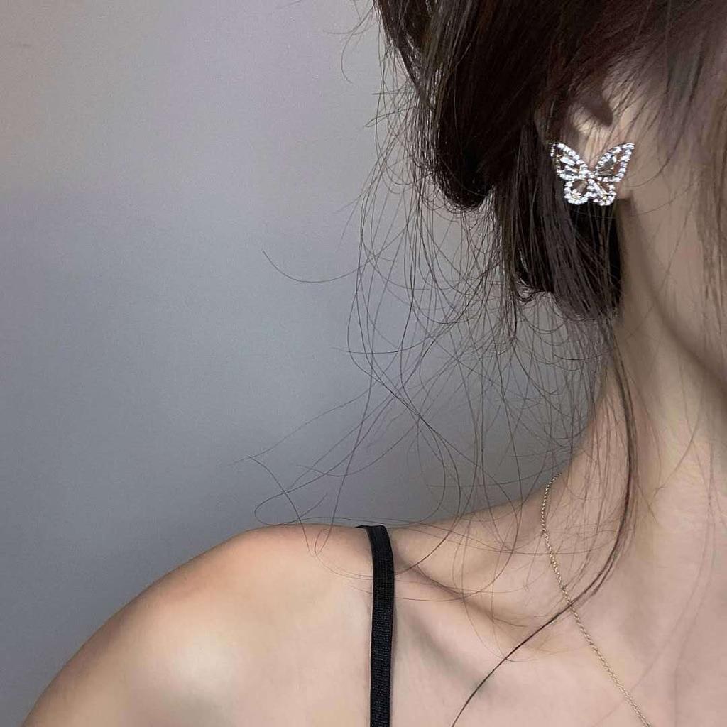 Korean New Fashion Butterfly Earrings For Women 2026 Punk Rhinestone Style Cute Girl Zircon Stud Earrings Kpop Jewelry