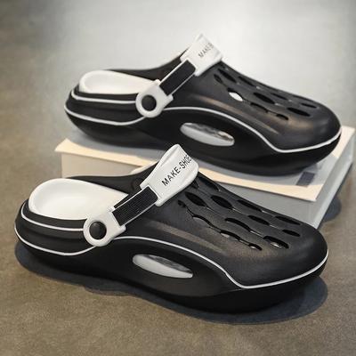 Sandálias de banheiro masculinas de verão Sapatos casuais masculinos Sandálias resistentes ao desgaste de fundo grosso para homens Chinelos de praia ao ar livre Modelo popular
