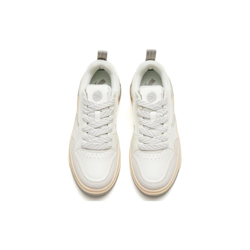 Anta Bump Leather Slip Resistant Abrasion Resistant Low Top Skateboard Shoes Women's White 922328076-1