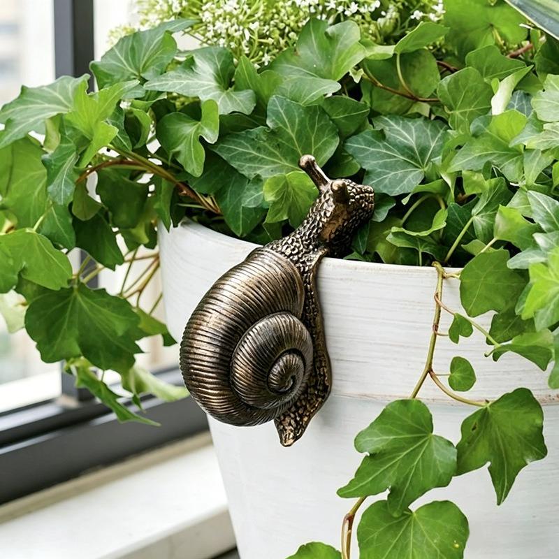 Simulated Snail Decorative Garden Gardening Figurine Flowerpot Decoration Cup Hanging Ornament Resin Handicraft Home Decoration