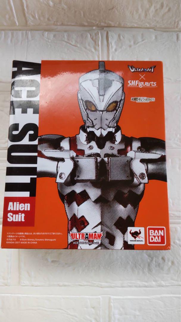 

[Б/У] ULTRA-ACT × S.H.Figuarts ACE SUIT