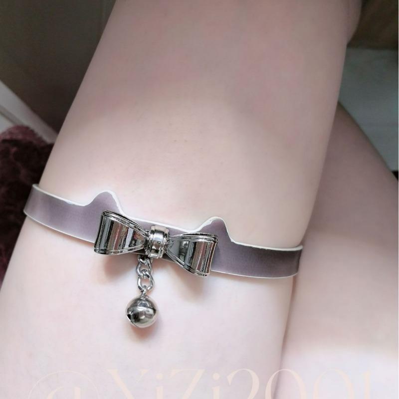 Temperature-changing Cat Ear Niche Design Choker Collar, Male and Female Sweet and Cool Decorative Rose Collar with Traction Rope, Fun Adult Products