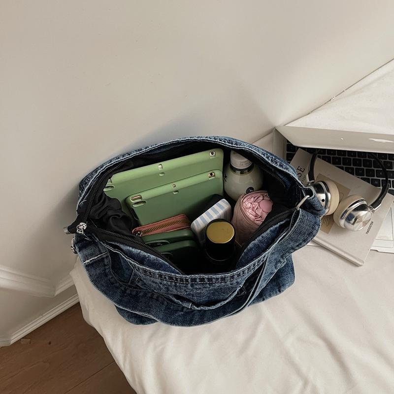 Vintage Large Capacity Denim Tote Bag Women's Shoulder Bag Commuter Crossbody Bag
