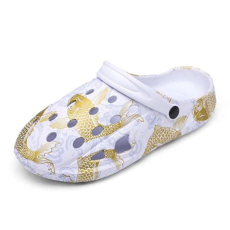 

Summer new Baotou breathable men s shoes fashion trendy casual sports hole shoes indoor and outdoor beach sandals 45