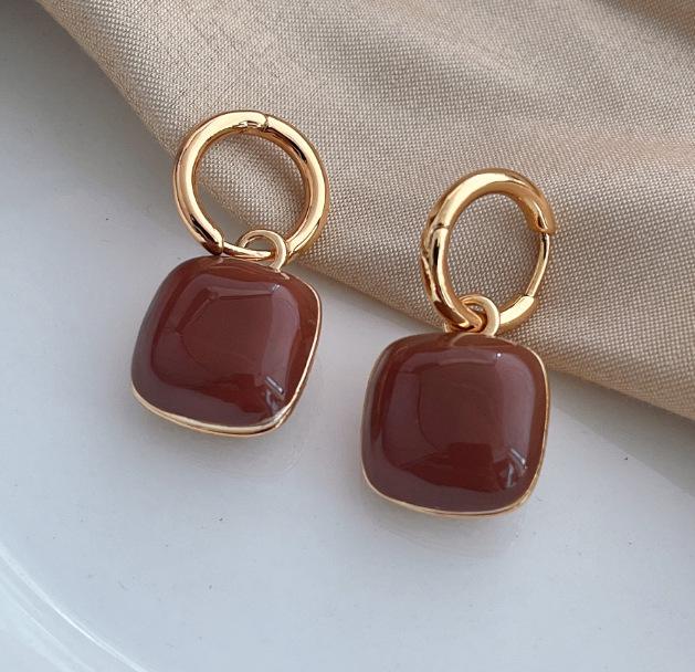 

Французские квадратные серьги-каффы с глазурью-подтеком: Трендовый ретро дизайн светской львицы 2025 года, двусторонние универсальные серьги-подвески класса люкс для женщин бордовый