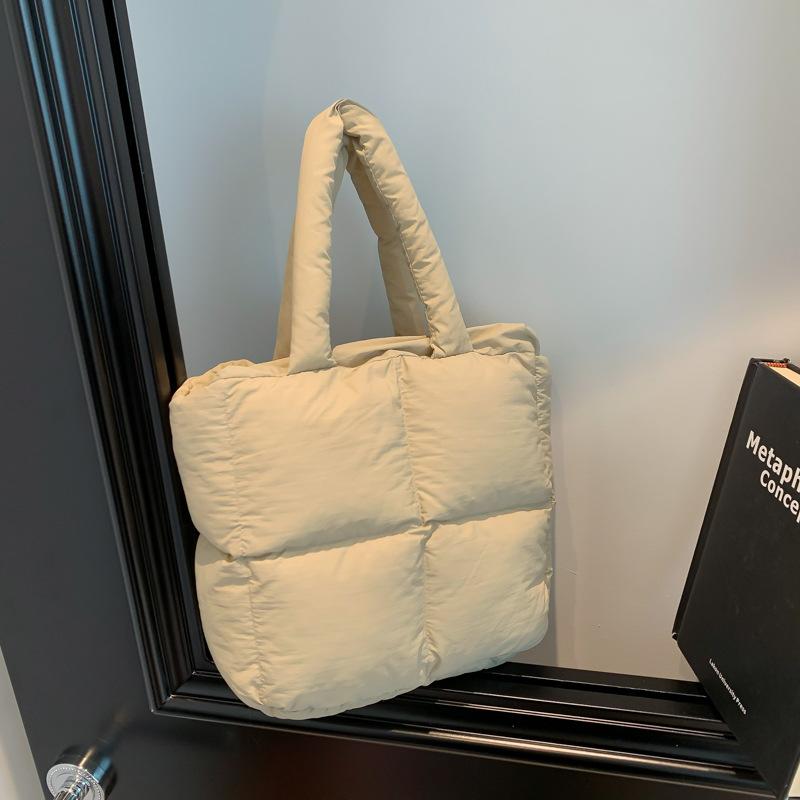 Spring and Summer Large-capacity Bag Women's New Versatile Shoulder Bag Fashion Bag Down Cotton Bag