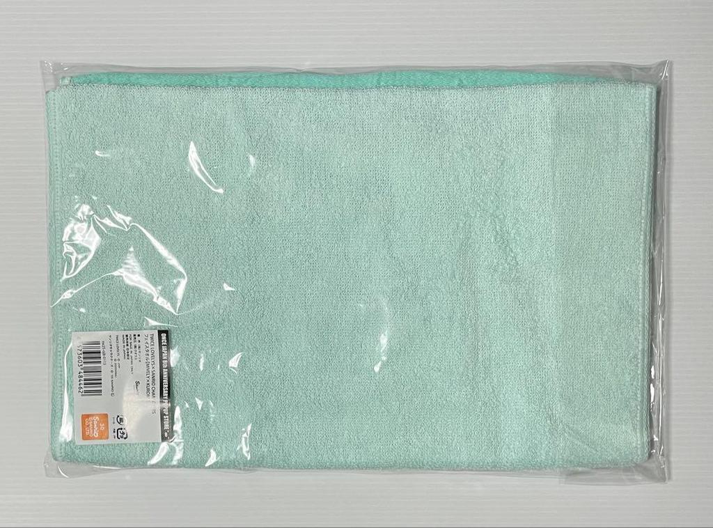 [USED] TWICE Sanrio Face Towel Mina