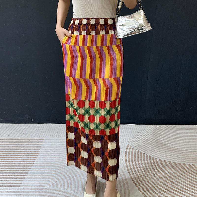 Women's 2026 Summer Colorful Printed Plaid Midi Skirt with Slit and Elastic Waist