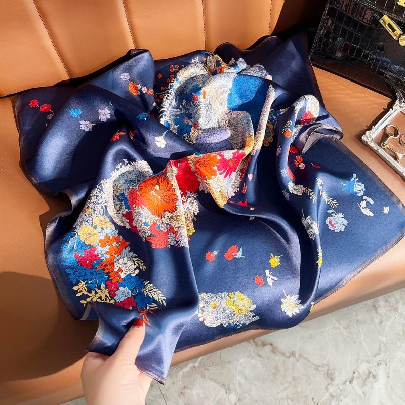 Spring new high-grade plain crepe satin mulberry silk silk scarf light luxury elegant versatile silk small square silk gift