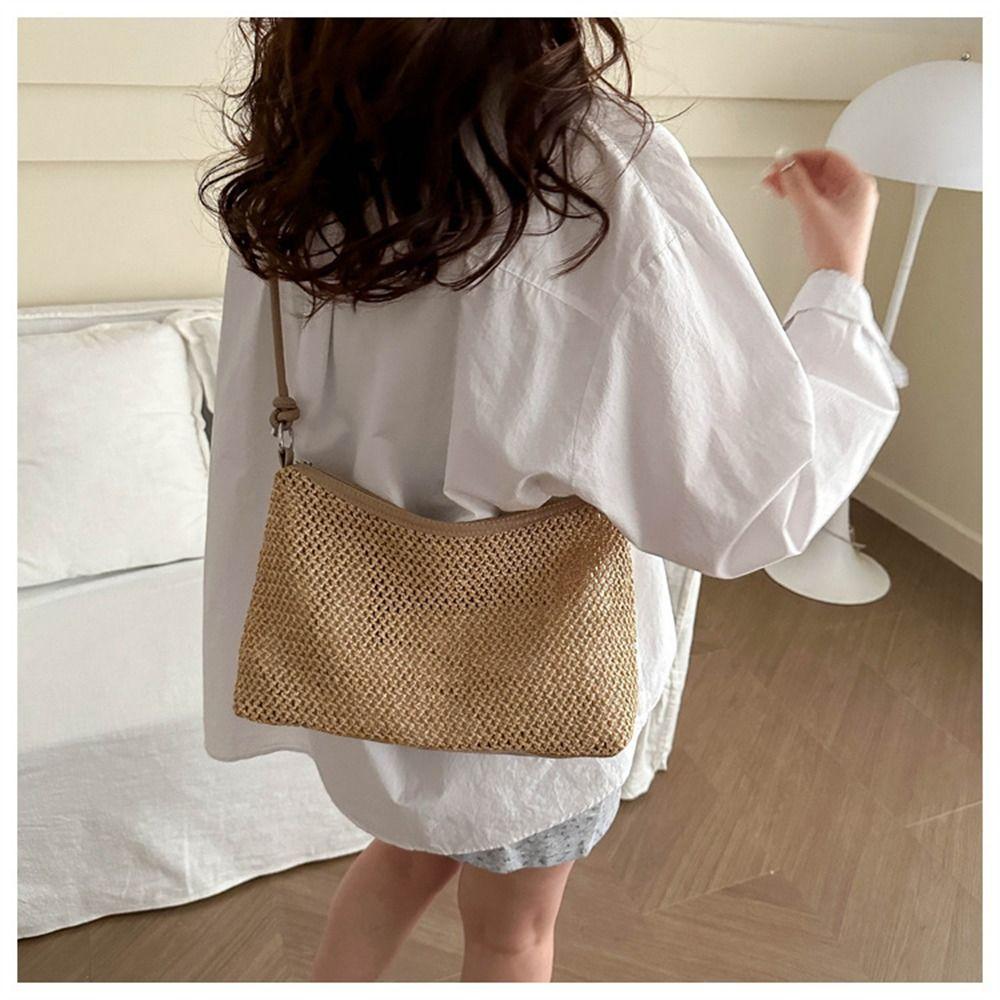 Fashion Women Summer Straw Bag Shoulder Bag Woven Beach Handbag for Ladies Large Capacity Tote Bag Rattan Handmade Braid Bag