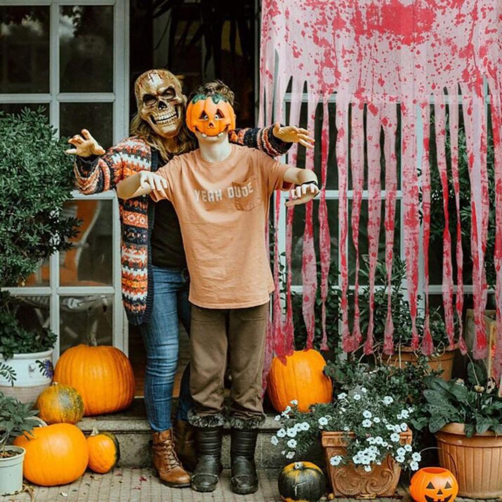 Halloween Decorative Door Curtain Blood Handprint Curtain Party Haunted House Door Pendant Horror Atmosphere Arrangement Props