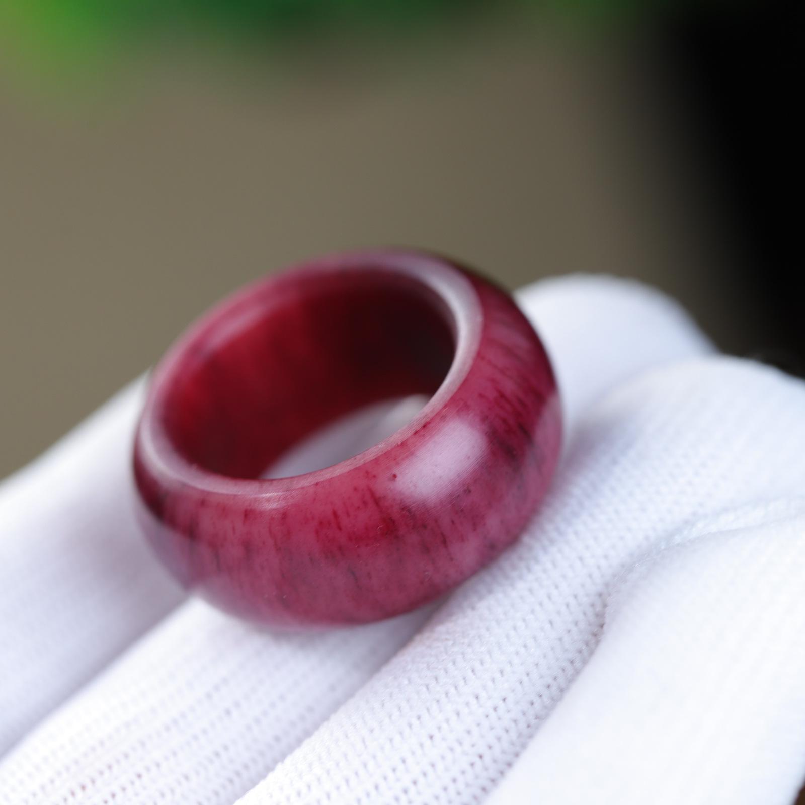 Кольцо из верблюжьей кости с дизайном  Бегущий камень  Approximate Ring Diameter: 21-23mm