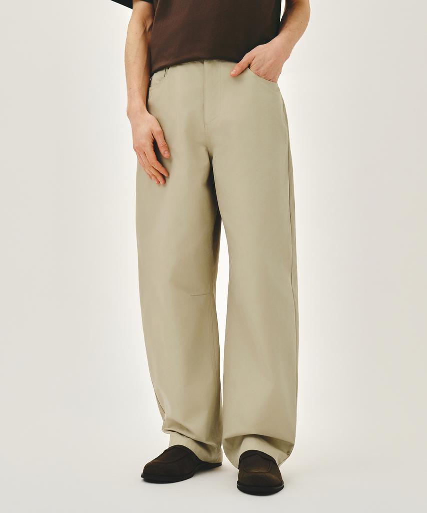 Malittepeulangsowajeobeo M Curved Chino Pants Beige