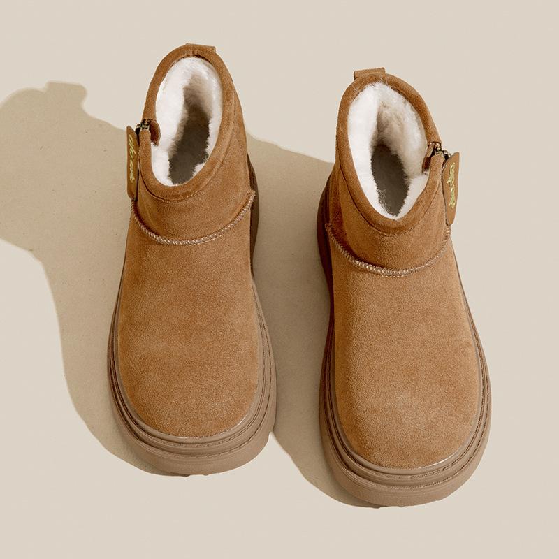 Snow Boots Women's Winter 2025 New Velvet Thickened Outdoor Thick-soled Leather Heightened and Warm Northeast Cotton Shoes Women's