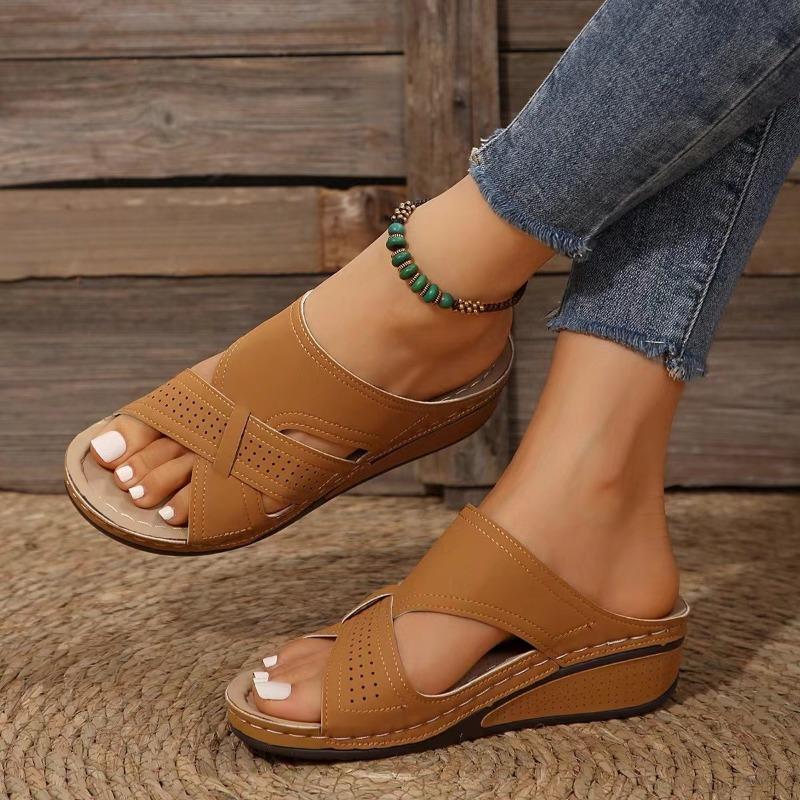Cross-border Foreign Trade Large-size Slippers Women's Summer New European and American Fish Mouth Hollow Women's Shoes