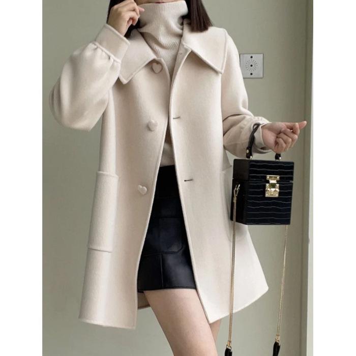 2024 Autumn/Winter Mid-Length Slimming Woolen Coat with Heart Buckle and Peter Pan Collar for Women