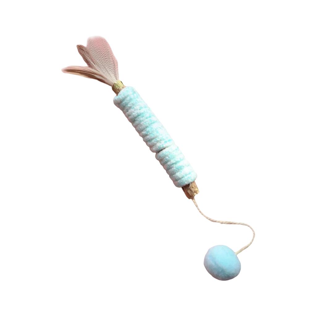 Actinidia Polygama Chew Stick, Wool Ball Toy, Wool-wrapped Cats Teaser, Natural Feathers, Chew-resistant, For Cats To Have Fun And Boredom