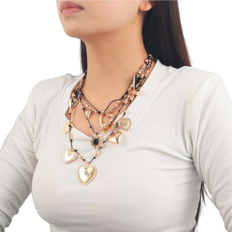 Gold Heart Pendant Necklace Multi Layered Neckchain for Women Adjustable Length Clavicle Chain Unique Valentine's Gift