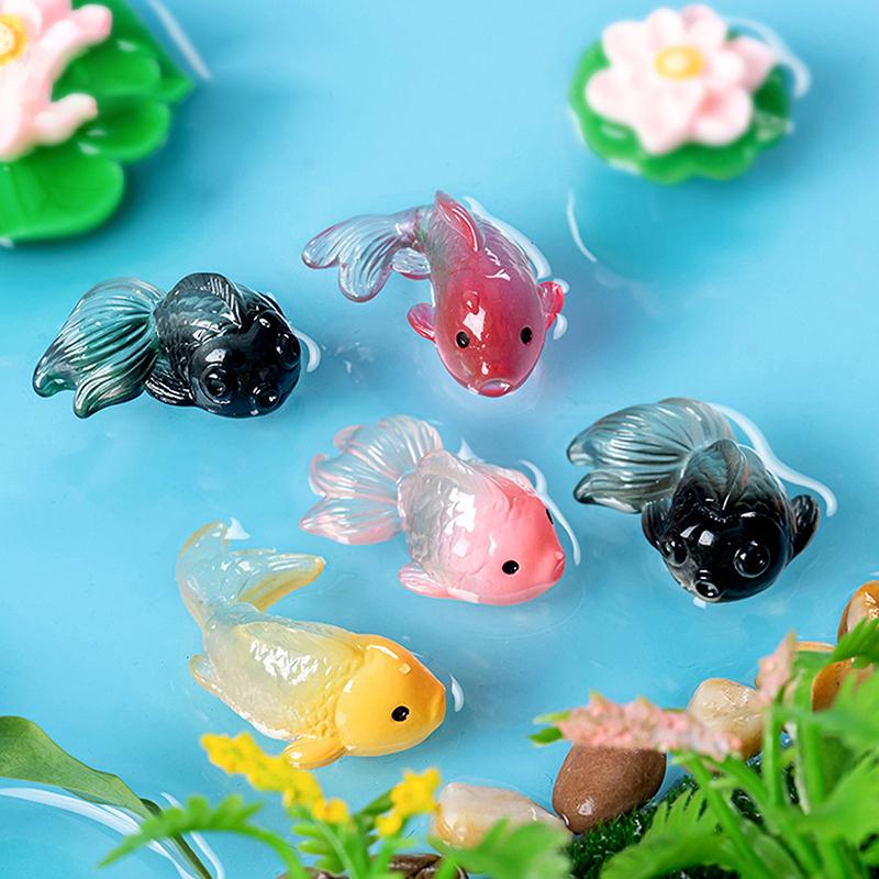1Pc Micro Landscape Creative Cute Lucky Koi Fish Ornament Drip Gel Mini Fish Statue Ornaments Goldfish Gifts Desktop Jewelry