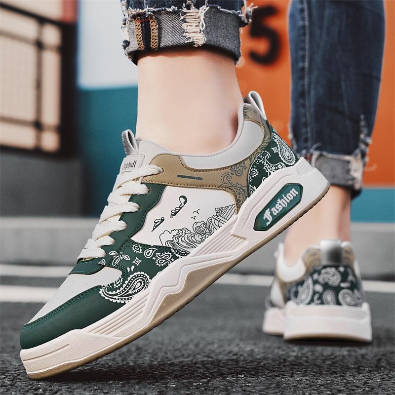 New Autumn Men's Sneakers Men Comfortable Platform Shoes  Trendy Lace-up Vulcanized Shoes Casual Sneakers Zapatillas