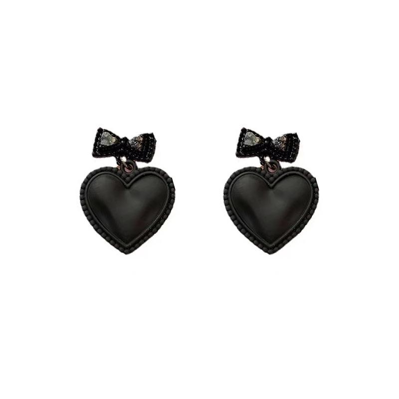 Black retro leather texture bow stud earrings temperament sweet love earrings heart-shaped peach heart ears jewelry ears