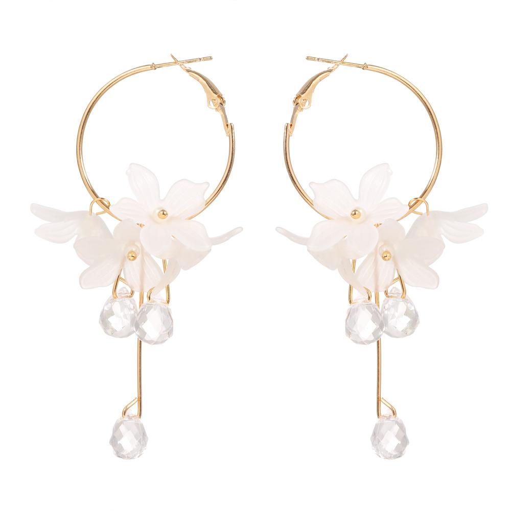 Versatile Personalized White Flower Petal Pearl Earrings, Silver Needle Earrings