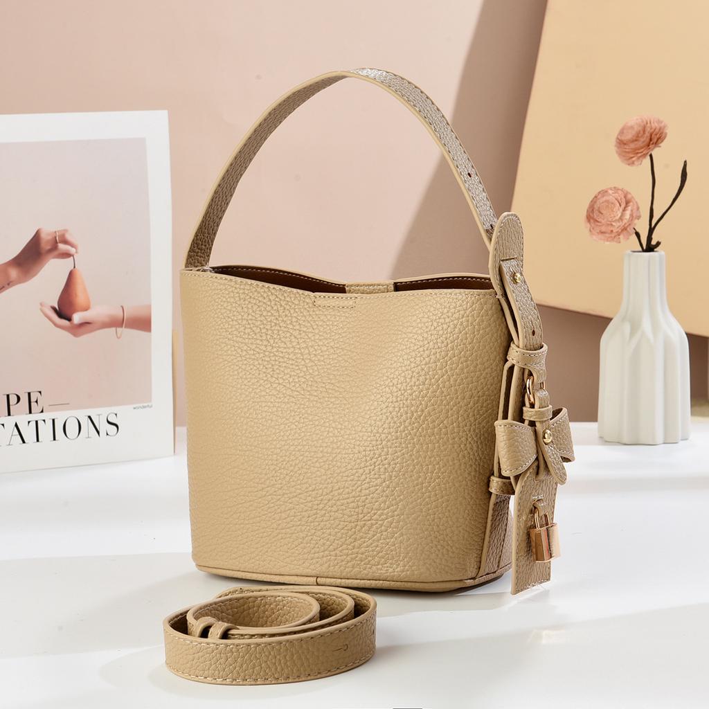 Fashion bucket bag summer new temperament shoulder messenger bag commuting shopping versatile handbag bags