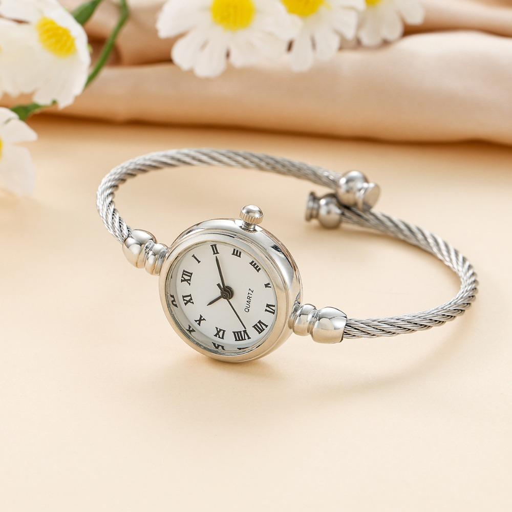 Retro Quarz Uhr Legierung Armbanduhr Kettenuhren Mode Armreif Armband Damen