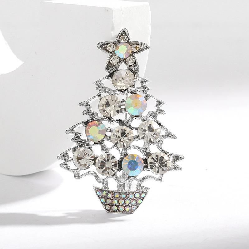 New 1Pc Christmas Tree Party Enamel Tree Brooches Fashion Women MenCausal Office Brooch Pins Gifts New Year Clothing Decoration