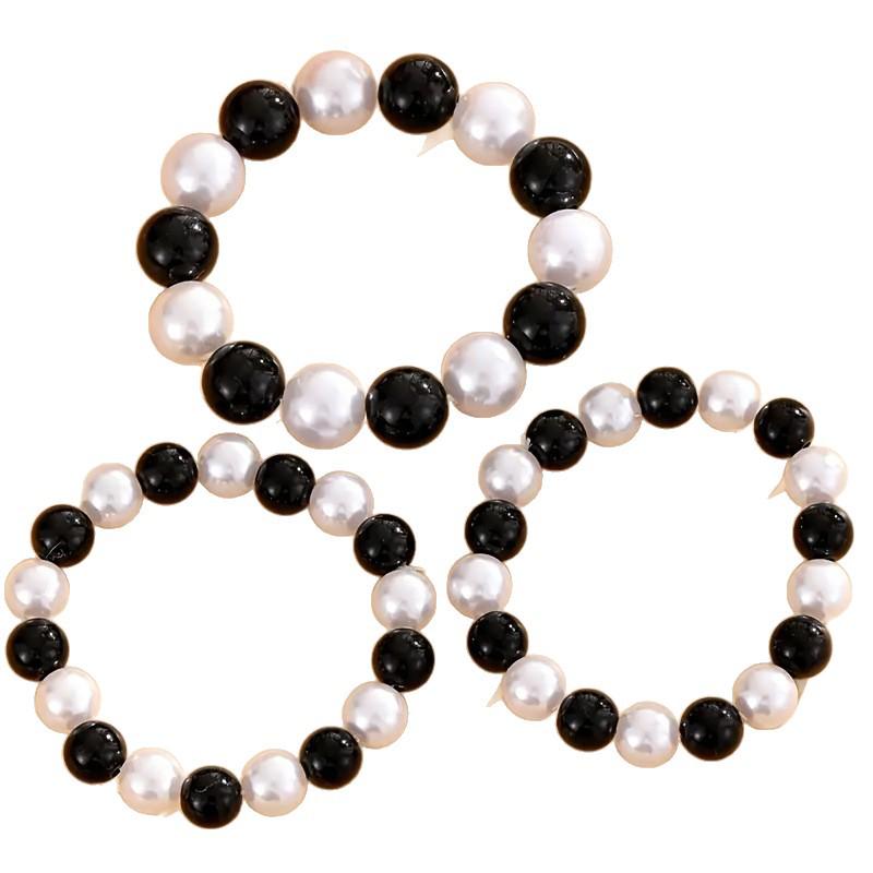 Minimalist Black & White Imitation Pearl High-Gloss Bracelet Set